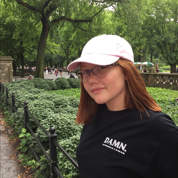 Meet your Posher, Samantha - Picture 2 of 2